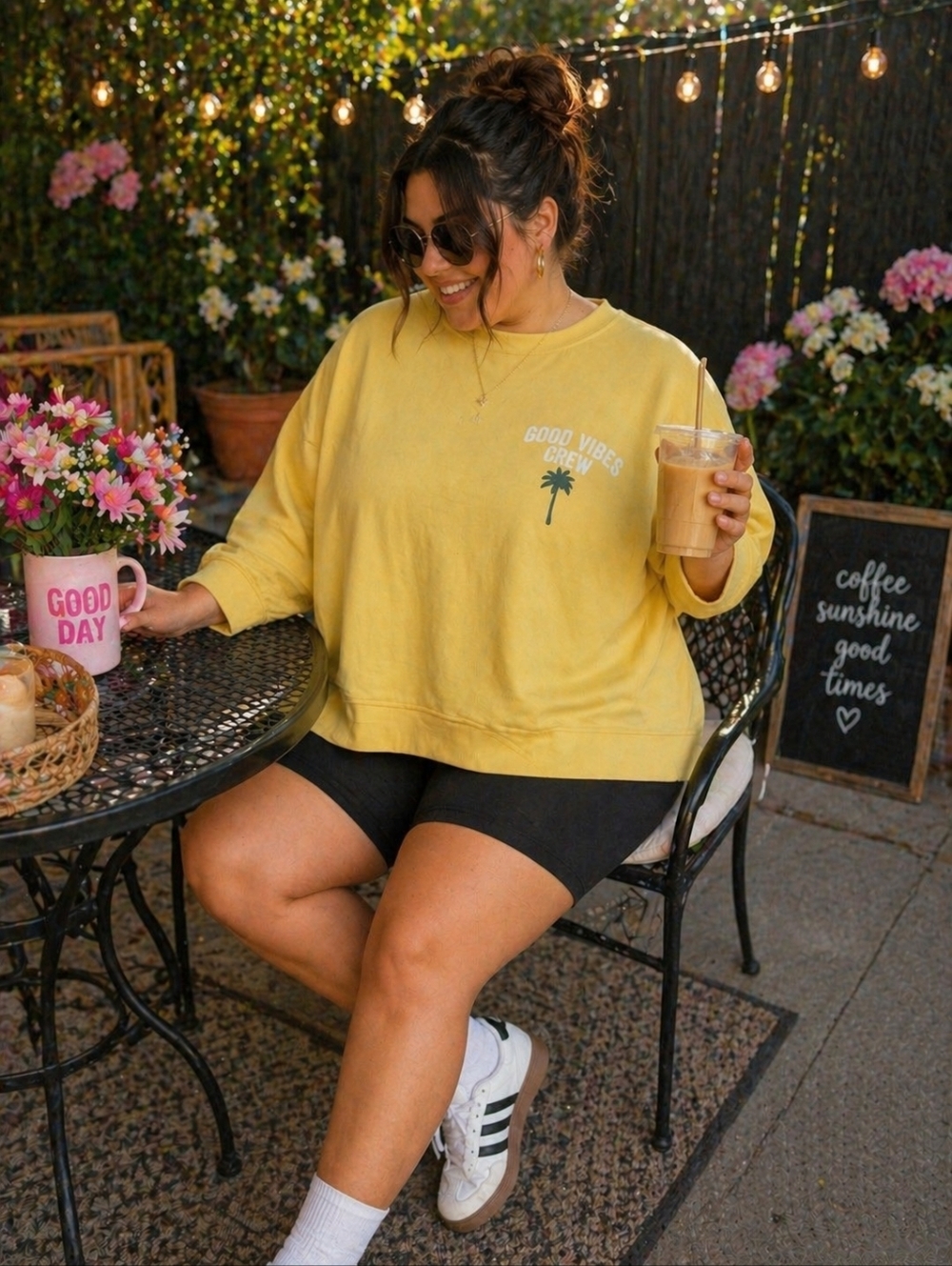 Old Navy Cropped Plus Size Good Vibes Crewneck - Size 3x
